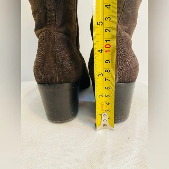 Authentic Prada suede boots - Picture 10 of 10